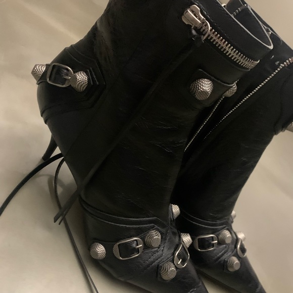 BALENCIAGA
Cagole Lambskin Buckle Zip Ankle Booties - Picture 4 of 9